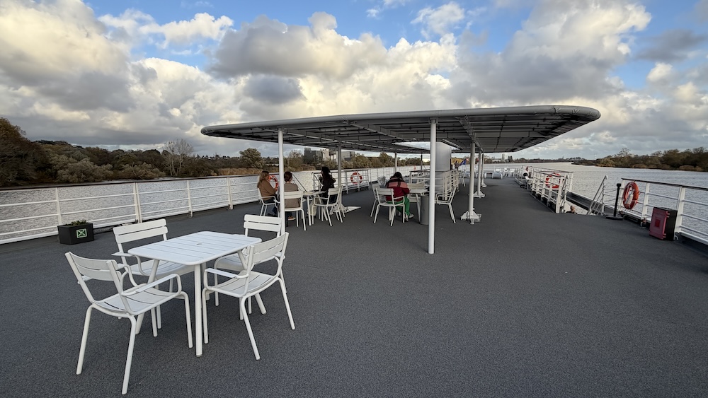 deck on Loire Princesse