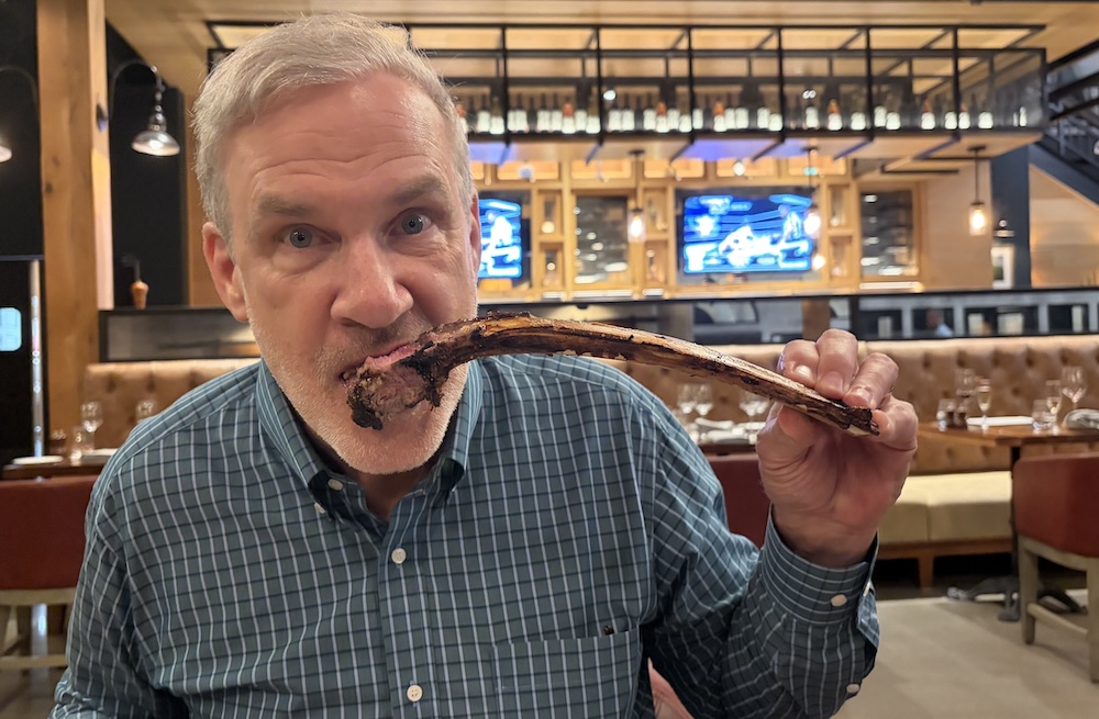 chris schroder eating steak bone