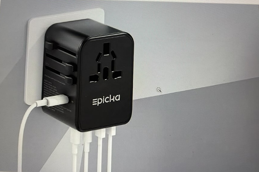 universal travel adaptor