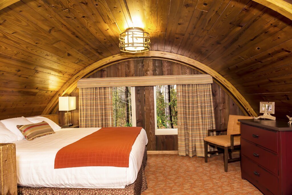 unicoi state park barrel cabins interior