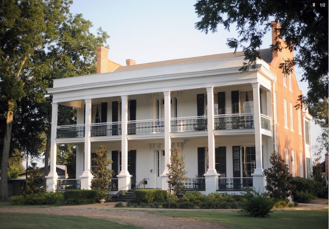 Loyd Hall Plantation, one of the most haunted hotels