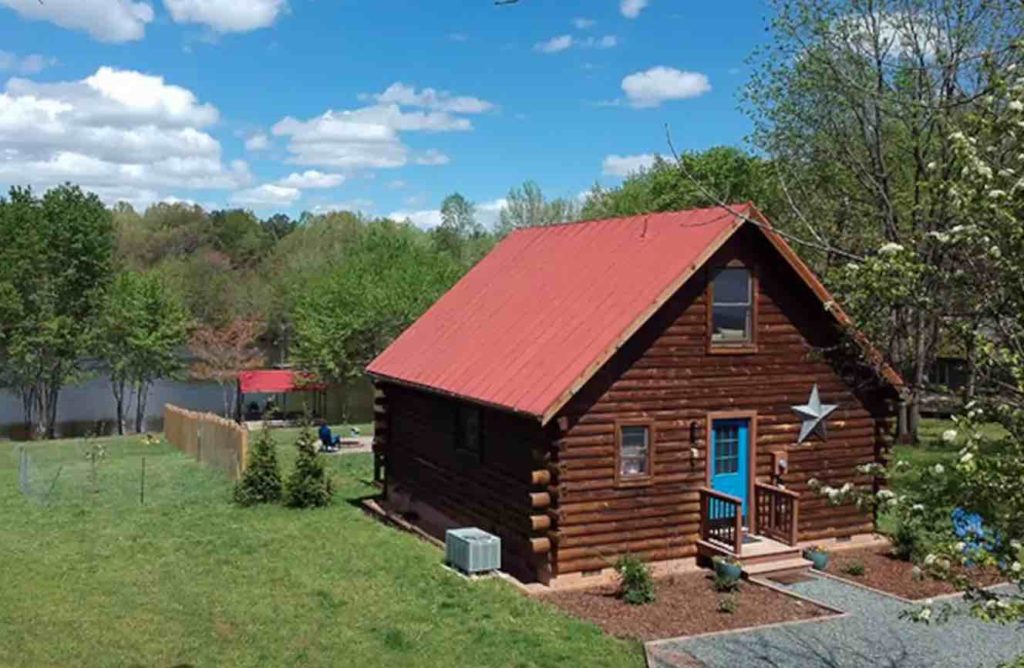 cabin in Virginia