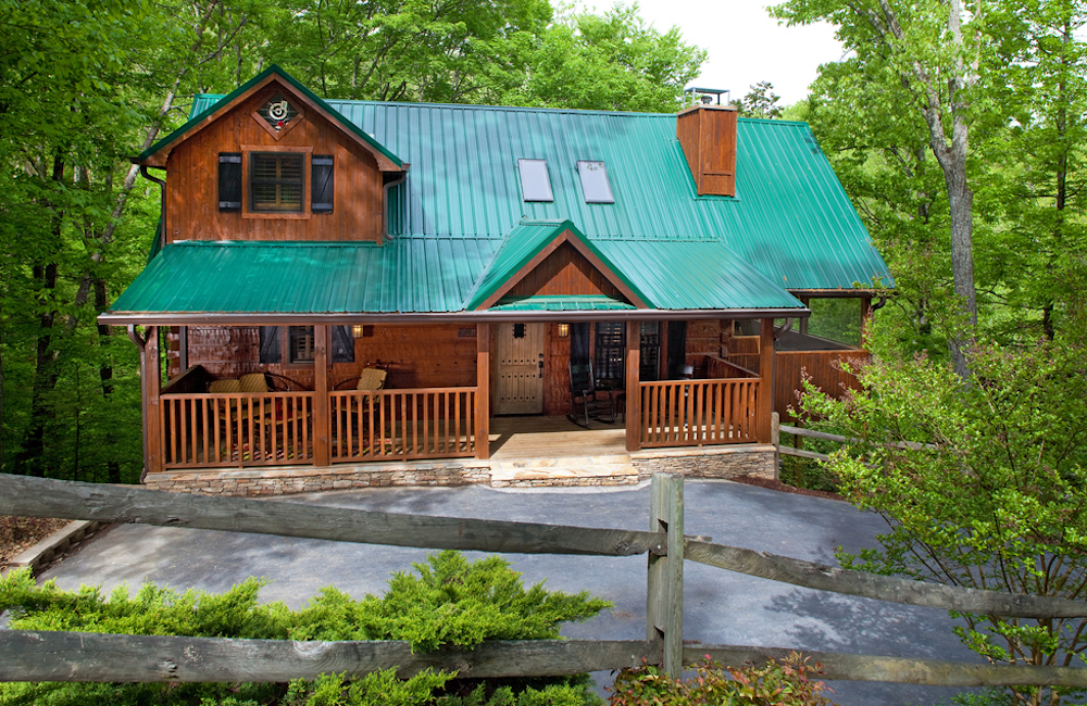 cabin at Oak Haven Spa in Sevierville, Tennessee