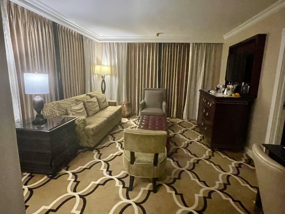 seating area of the suite at intercontinental new orleans