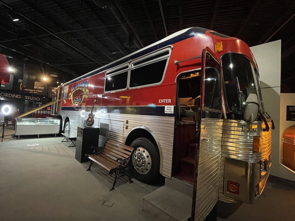 tour bus in the Alabama Music Hall of Fame