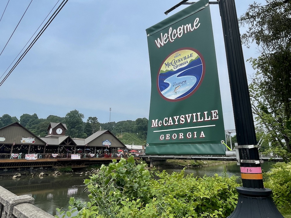 sign for McCaysville