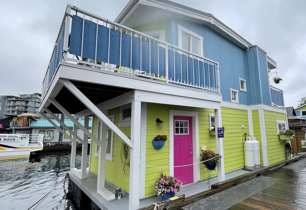 colorful house on fisherman's wharf in victoria