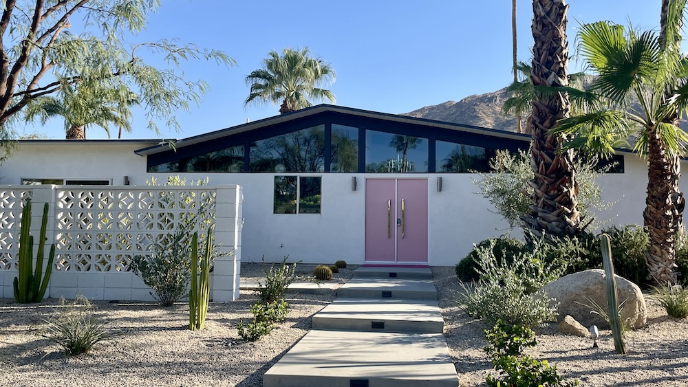 mid century home in palm springs